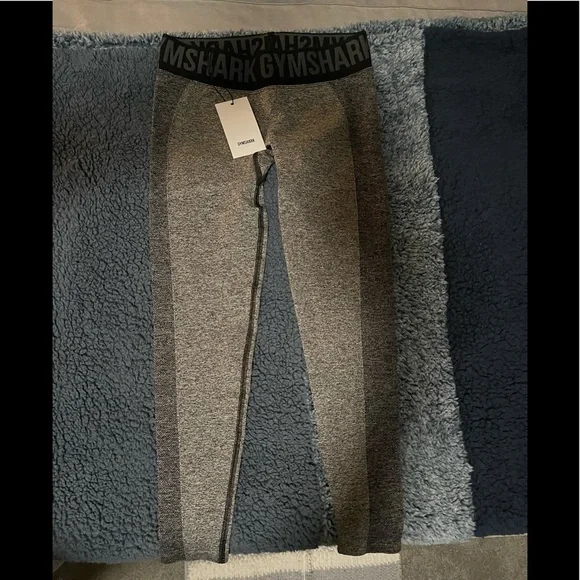 Gymshark Leggings - Picture 2 of 7